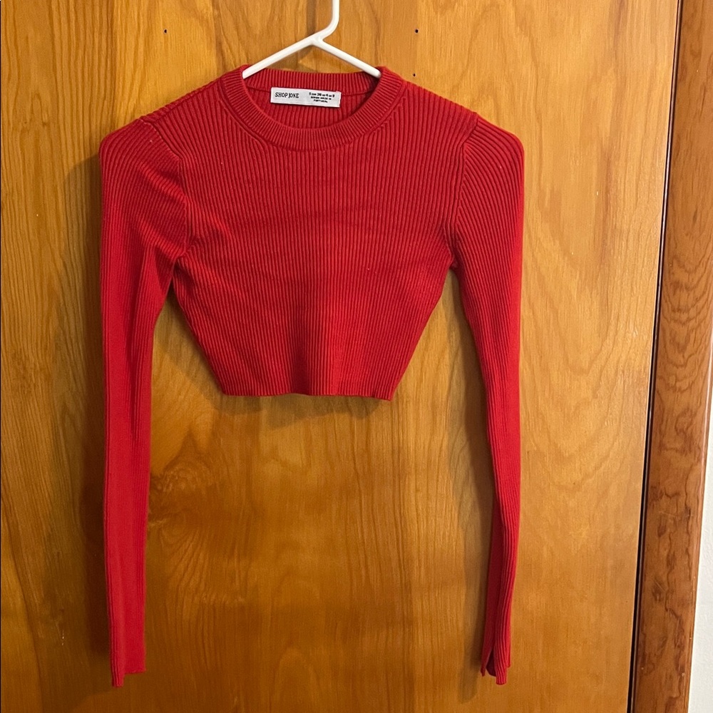 Chic Red Ribbed Crop Top